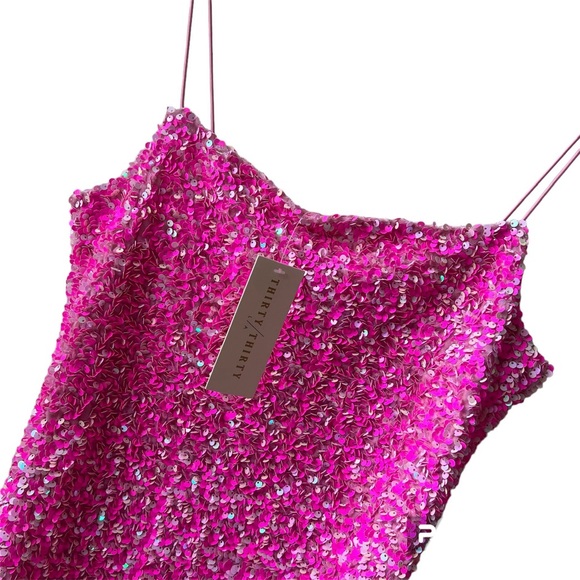 IRIDESCENT SEQUIN MINI PINK DRESS SIZE MEDIUM - Picture 5 of 6